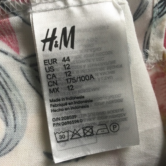 H&M Divided Floral Sleeveless Blouse Top Tropical print Size 12 44 inch Bust - Picture 6 of 7